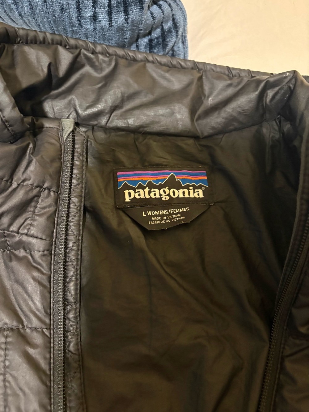 Nano Puff Insulated Jacket | Women’s Large | Black - Picture 4 of 4